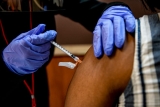 Florida COVID BA.5 wave recedes; death toll rises; infection risk high