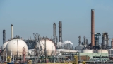 Oil jumps as China eases Covid curbs