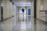 US officials recommend shorter COVID isolation, quarantine