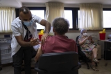 Israel rolls out new omicron-tailored COVID-19 vaccines
