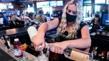 If you are not vaccinated against Covid-19, you shouldn’t go into a bar or restaurant, expert says