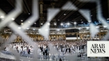 Volunteers at Grand Mosque in Makkah serve 30 million worshippers
