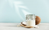 The Health Benefits and Risks of Coconut Oil