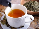 Should you drink green tea on an empty stomach?