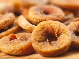 Why you must consume soaked Anjeer daily in the morning