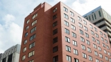 Hobart hotel quarantine breached as NSW man with COVID found by police in northern suburbs