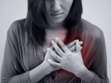 Women! Beware of THESE warning signs that can appear a month before a heart attack