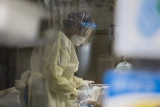 Coronavirus live updates: Fauci, CDC chief set to share next steps on coronavirus booster shots