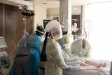 U.S. poised to break covid-19 hospitalization record