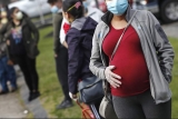 CDC calls for more COVID-19 vaccinations among pregnant people in new advisory