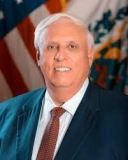 Justice: West Virginia will not mandate COVID-19 vaccines for kids