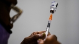 The omicron subvariant dominating U.S. COVID-19 cases is more vaccine-resistant : NPR