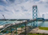 U.S. to open land border with Canada to vaccinated travelers in November