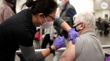 Breakthrough COVID-19 infections can lead to long-term symptoms: study