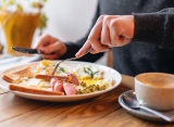 Eating Habits to Avoid If You’re Over 50, Say Dietitians