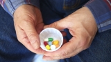 Statins ‘vastly superior’ to supplements to cut heart attack risk, study finds : Shots