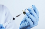 CDC: Clinicians administering COVID-19 vaccines off-label risk losing liability protection, payment