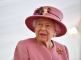 Queen death – latest: Boris Johnson and Liz Truss pay tribute as Britain mourns devoted monarch