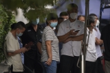 World coronavirus cases fall 24%; deaths rise in Asia